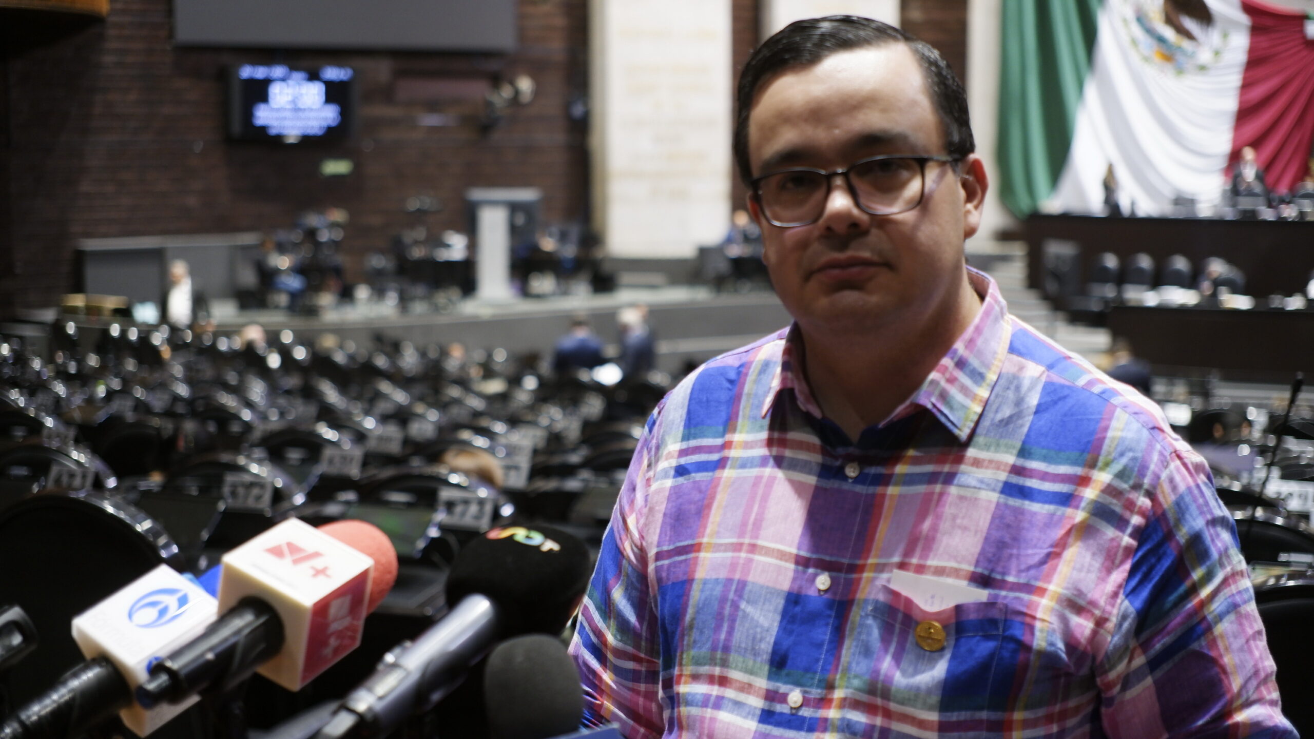Ernesto Prieto Gallardo, asume como consejero del INE y defiende su honor