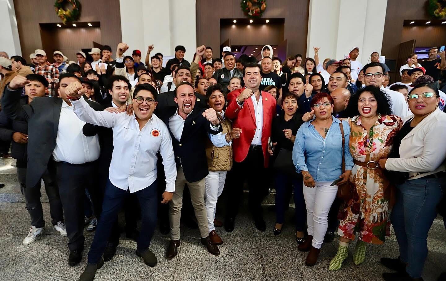 Pedro Haces responde: “Las mentiras no se vuelven verdad por repetirse”