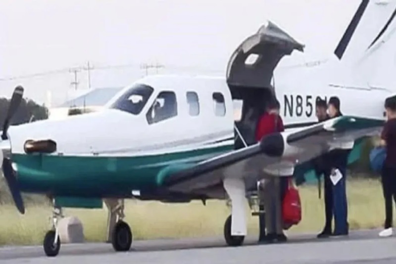 Sheinbaum evita polémica por viaje en avión privado de Fernández Noroña: “Que la gente evalúe a cada quien”