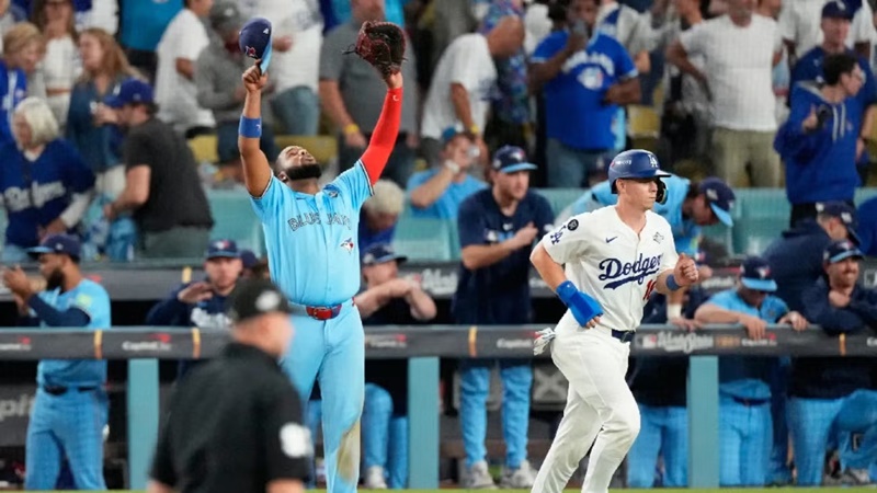 Los Blue Jays dejan a los Dodgers al borde del nocaut