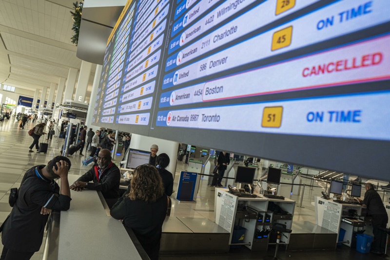 Cierre del Gobierno desata crisis aérea en Estados Unidos