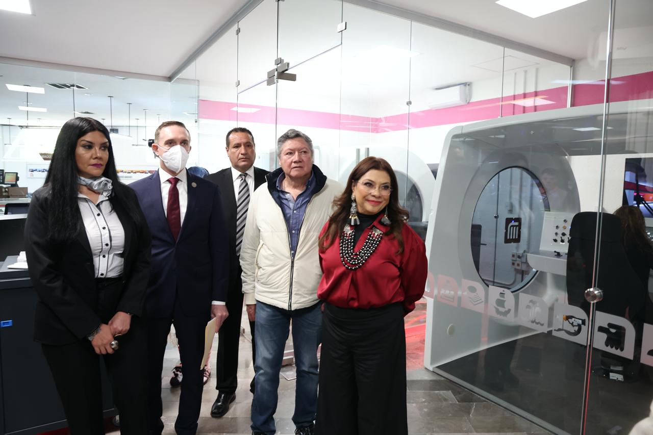 Brugada impulsa la formación del personal del Metro con simuladores de última generación