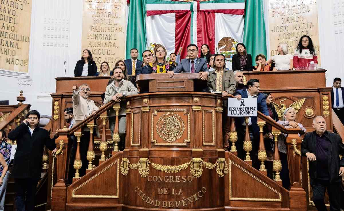 Sesión caótica en el Congreso CDMX: aprueban desaparición del INFO-CDMX tras enfrentamientos
