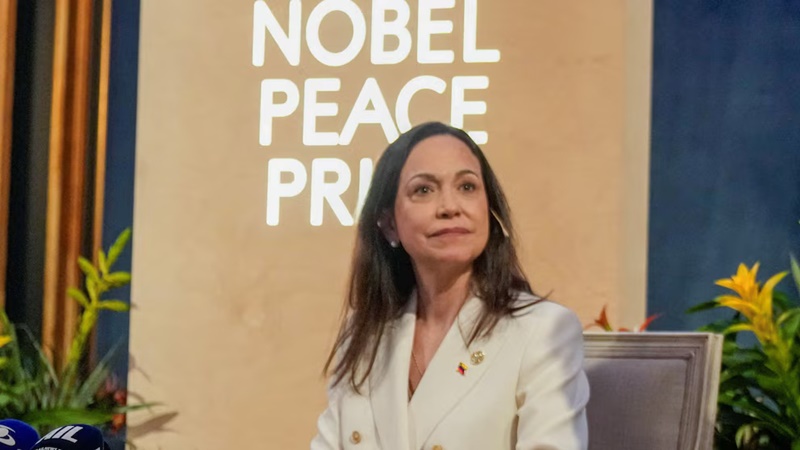 INM desmiente escala en México de María Corina rumbo al Nobel