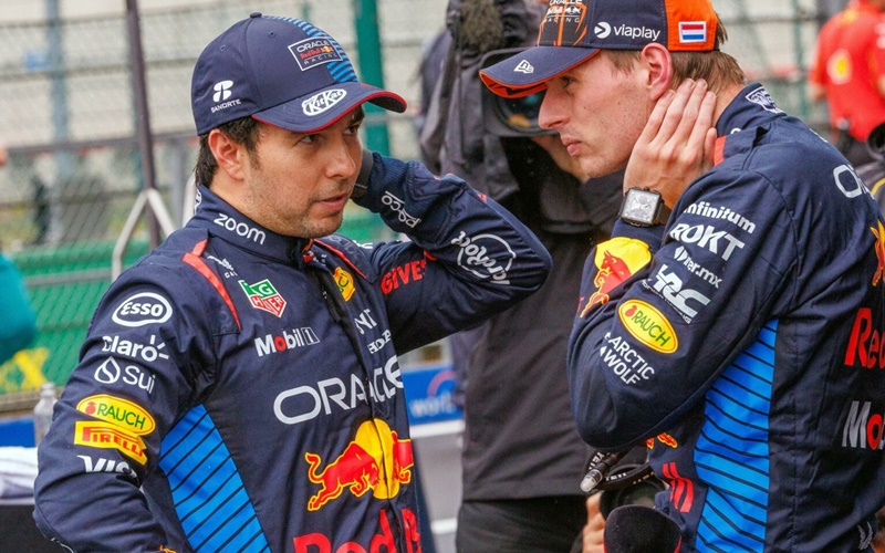 Checo Pérez revela lo difícil que fue ser compañero de Verstappen