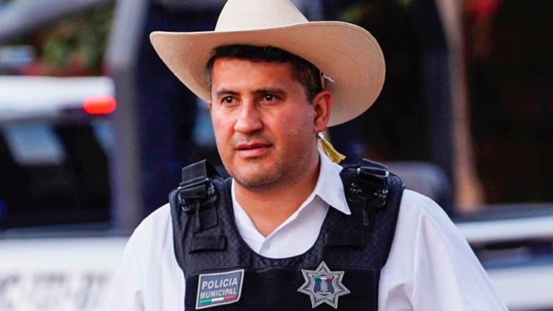 Detienen a implicado en asesinato de Carlos Manzo