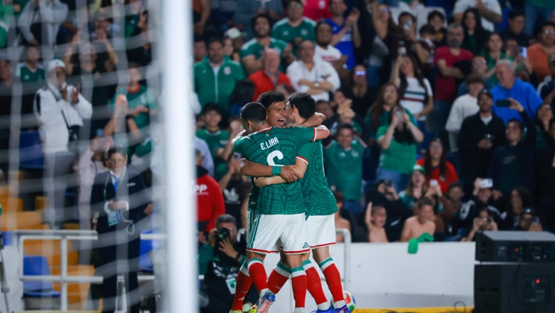 México golea a Islandia y toma ritmo mundialista