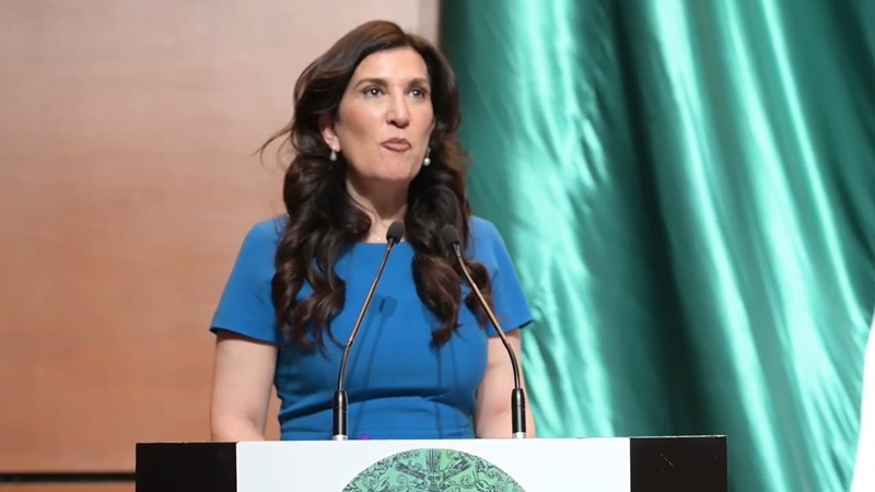 Kenia López Rabadán llama a reforzar leyes contra violencia