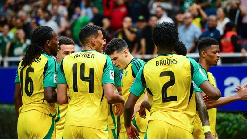 Jamaica vence a Nueva Caledonia y avanza al repechaje mundialista definitivo