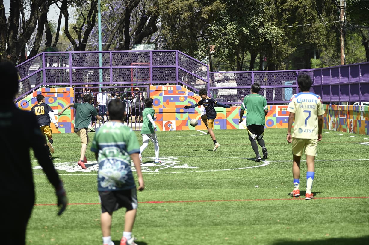 Nueva cancha en Azcapotzalco busca activar a jóvenes, pero el reto será su mantenimiento